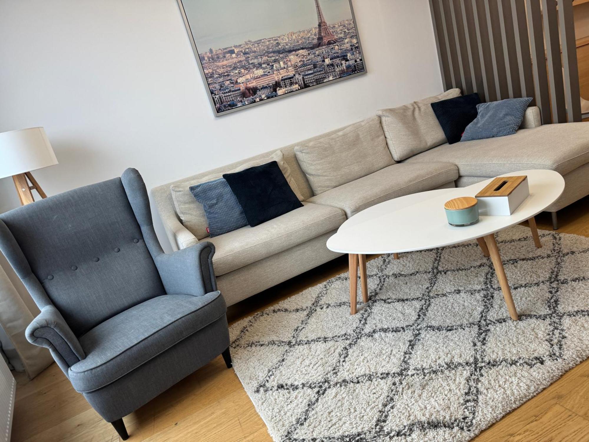 Ferienwohnung Downtown Charm With Free Parking Spot Pressburg Exterior foto